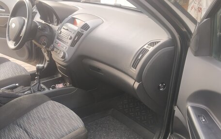 KIA cee'd I рестайлинг, 2008 год, 600 000 рублей, 10 фотография