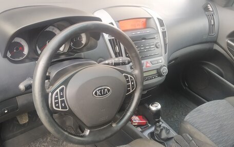 KIA cee'd I рестайлинг, 2008 год, 600 000 рублей, 11 фотография