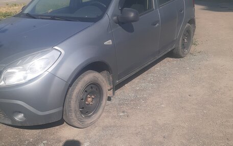 Renault Sandero I, 2011 год, 450 000 рублей, 2 фотография