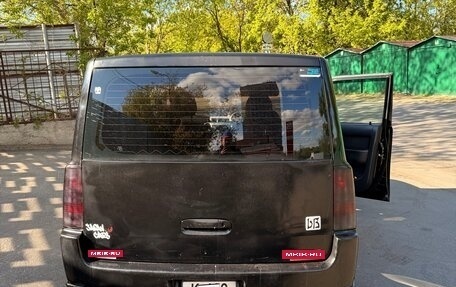 Toyota bB I рестайлинг, 2002 год, 550 000 рублей, 4 фотография