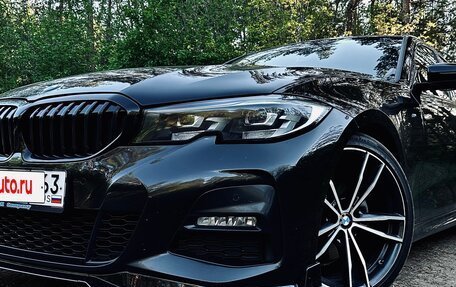 BMW 3 серия, 2019 год, 3 000 000 рублей, 4 фотография