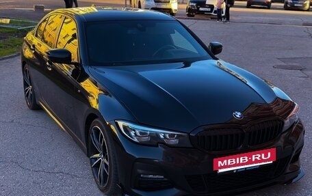 BMW 3 серия, 2019 год, 3 000 000 рублей, 3 фотография