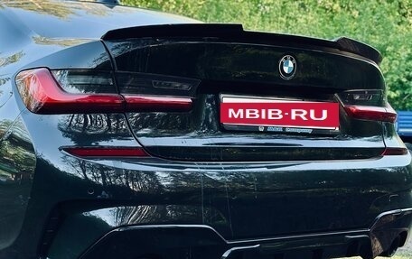 BMW 3 серия, 2019 год, 3 000 000 рублей, 32 фотография