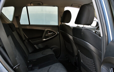 Toyota RAV4, 2011 год, 1 699 000 рублей, 14 фотография