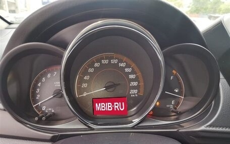 Toyota Yaris XP150 рестайлинг, 2021 год, 1 050 000 рублей, 14 фотография