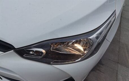 Toyota Yaris XP150 рестайлинг, 2021 год, 1 050 000 рублей, 25 фотография