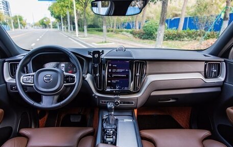 Volvo XC60 II, 2021 год, 2 215 000 рублей, 7 фотография