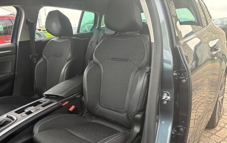 Renault Megane IV, 2022 год, 1 370 000 рублей, 10 фотография