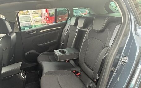 Renault Megane IV, 2022 год, 1 370 000 рублей, 12 фотография