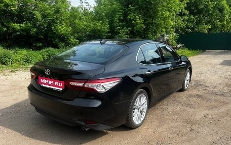 Toyota Camry, 2018 год, 2 650 000 рублей, 4 фотография