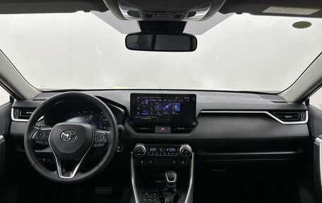 Toyota RAV4, 2025 год, 4 390 000 рублей, 16 фотография