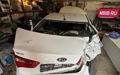 KIA Rio III рестайлинг, 2012 год, 400 000 рублей, 2 фотография