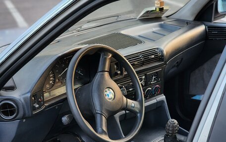 BMW 5 серия, 1991 год, 320 000 рублей, 12 фотография
