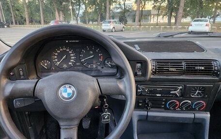 BMW 5 серия, 1991 год, 320 000 рублей, 19 фотография