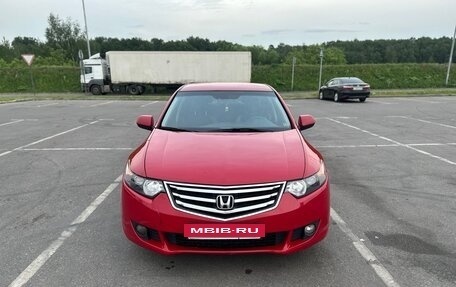 Honda Accord VIII рестайлинг, 2008 год, 900 000 рублей, 16 фотография