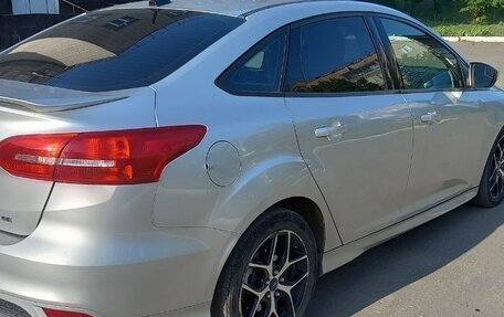 Ford Focus III, 2015 год, 930 000 рублей, 2 фотография