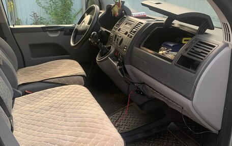 Volkswagen Caravelle T5, 2008 год, 1 500 000 рублей, 5 фотография