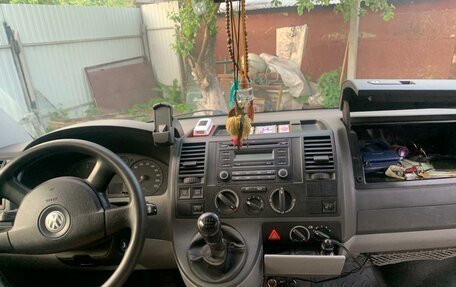 Volkswagen Caravelle T5, 2008 год, 1 500 000 рублей, 3 фотография