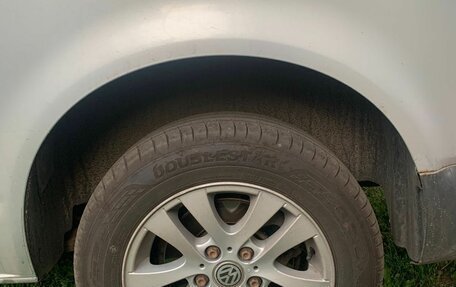 Volkswagen Caravelle T5, 2008 год, 1 500 000 рублей, 4 фотография