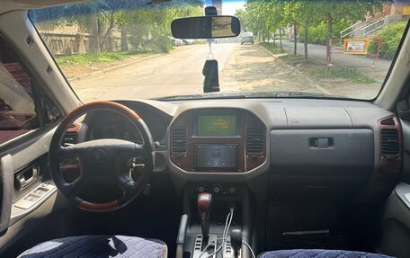 Mitsubishi Pajero III рестайлинг, 2003 год, 555 000 рублей, 11 фотография