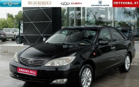 Toyota Camry V40, 2004 год, 715 000 рублей, 1 фотография