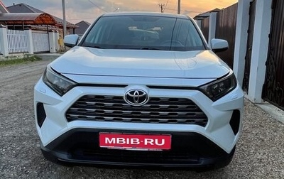 Toyota RAV4, 2020 год, 3 200 000 рублей, 1 фотография
