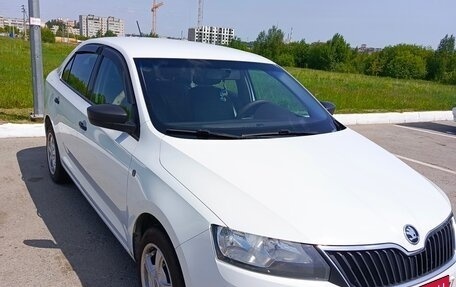 Skoda Rapid I, 2016 год, 890 000 рублей, 3 фотография
