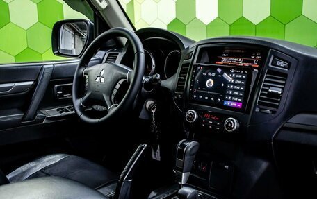 Mitsubishi Pajero IV, 2014 год, 2 500 000 рублей, 13 фотография