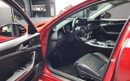 KIA Stinger I, 2021 год, 2 350 000 рублей, 9 фотография