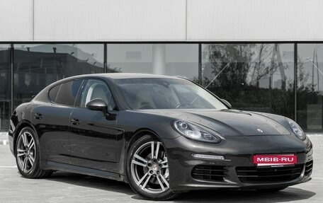 Porsche Panamera II рестайлинг, 2013 год, 3 400 000 рублей, 3 фотография