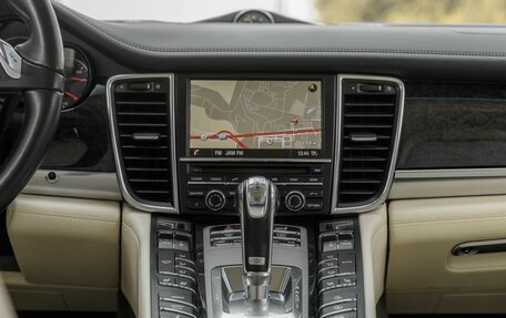 Porsche Panamera II рестайлинг, 2013 год, 3 400 000 рублей, 31 фотография