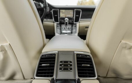 Porsche Panamera II рестайлинг, 2013 год, 3 400 000 рублей, 38 фотография