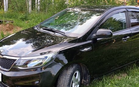 KIA Rio III рестайлинг, 2017 год, 900 000 рублей, 2 фотография