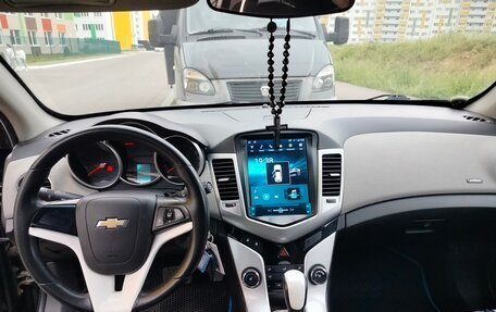 Chevrolet Cruze II, 2012 год, 785 000 рублей, 2 фотография