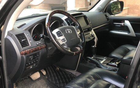 Toyota Land Cruiser 200, 2013 год, 3 800 000 рублей, 6 фотография