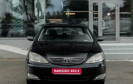 Toyota Camry V40, 2004 год, 715 000 рублей, 2 фотография