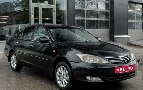 Toyota Camry V40, 2004 год, 715 000 рублей, 3 фотография