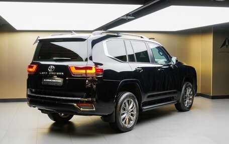 Toyota Land Cruiser, 2024 год, 26 000 000 рублей, 8 фотография