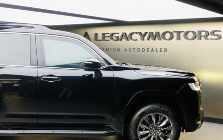 Toyota Land Cruiser, 2024 год, 26 000 000 рублей, 11 фотография