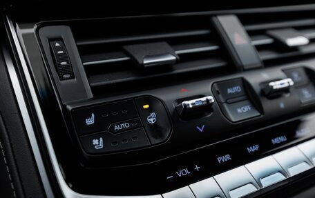 Toyota Land Cruiser, 2024 год, 26 000 000 рублей, 20 фотография