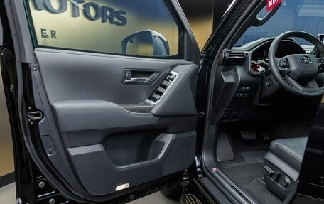 Toyota Land Cruiser, 2024 год, 26 000 000 рублей, 13 фотография
