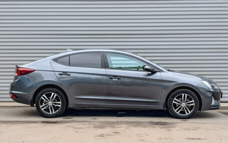 Hyundai Elantra VI рестайлинг, 2019 год, 1 650 000 рублей, 4 фотография