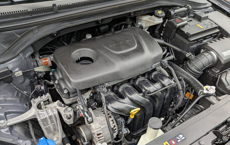 Hyundai Elantra VI рестайлинг, 2019 год, 1 650 000 рублей, 9 фотография