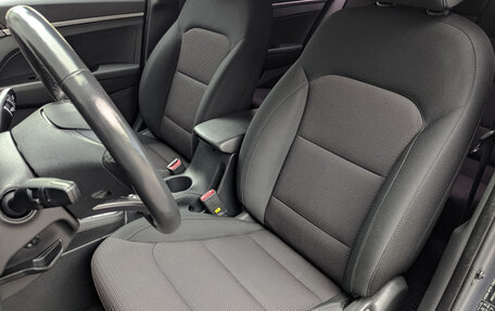 Hyundai Elantra VI рестайлинг, 2019 год, 1 650 000 рублей, 20 фотография