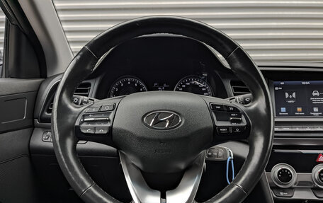 Hyundai Elantra VI рестайлинг, 2019 год, 1 650 000 рублей, 22 фотография