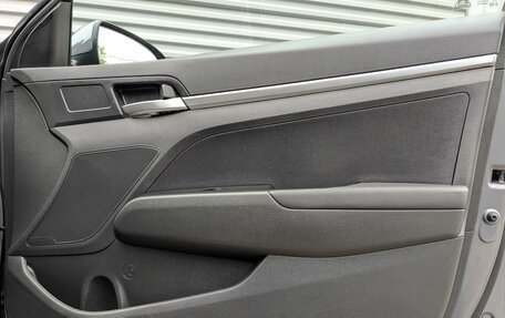Hyundai Elantra VI рестайлинг, 2019 год, 1 650 000 рублей, 24 фотография