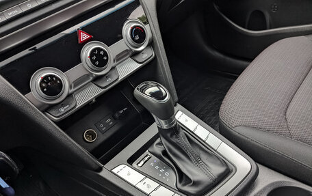 Hyundai Elantra VI рестайлинг, 2019 год, 1 650 000 рублей, 21 фотография