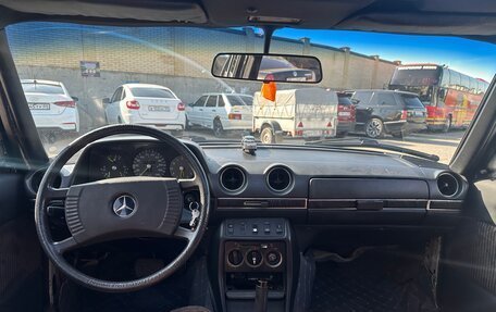 Mercedes-Benz W123, 1976 год, 600 000 рублей, 9 фотография