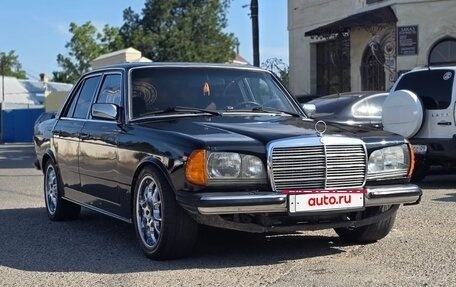 Mercedes-Benz W123, 1976 год, 600 000 рублей, 7 фотография