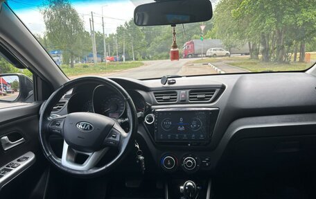 KIA Rio III рестайлинг, 2014 год, 899 000 рублей, 30 фотография